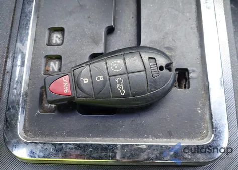 2013 Dodge Challenger Sxt z USA, uszkodzony, nr VIN 2C3CDYAG6DH627982